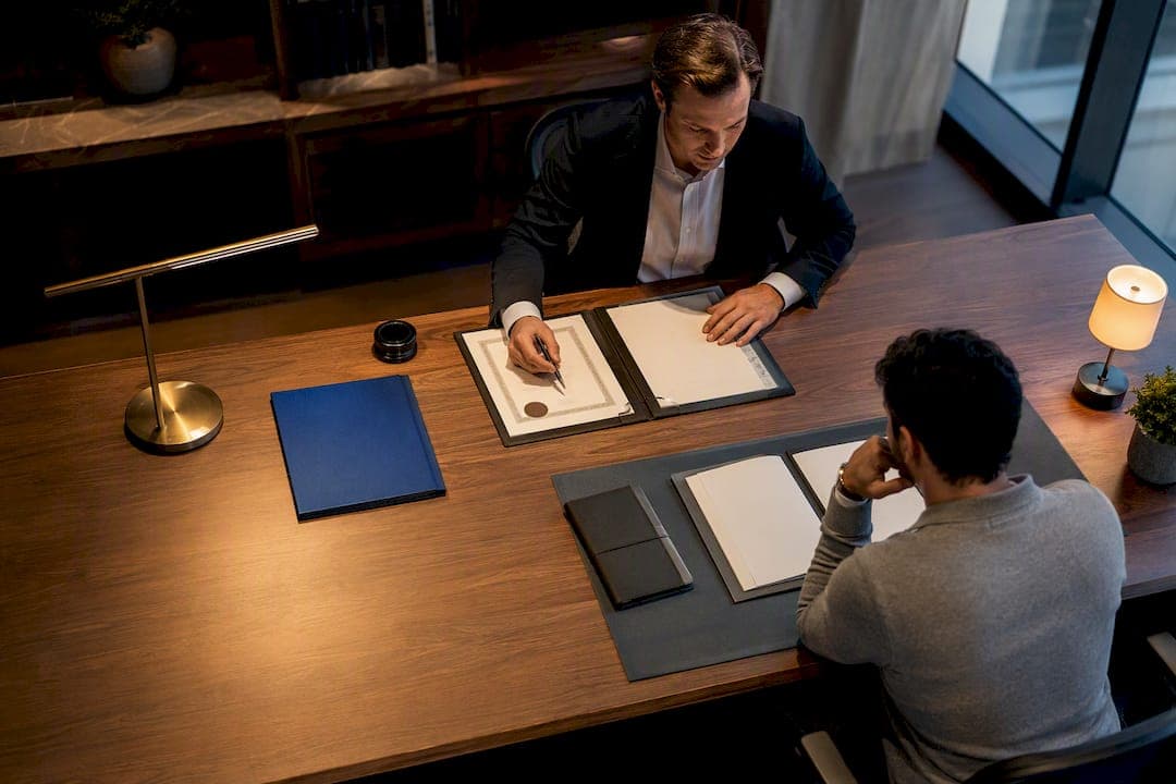Protect QSBS and VC Access: Delaware C Corp vs LLC for U.S. Startups